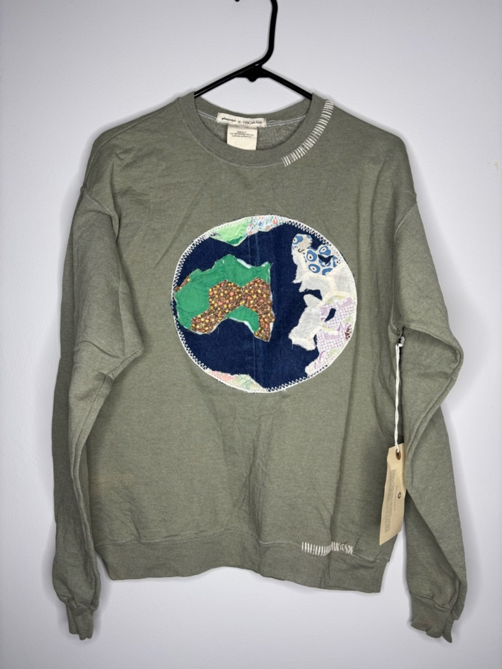 NWT Free People x Tricia Fix Earth Day Sweatshirt. Small - Picture 2 of 2